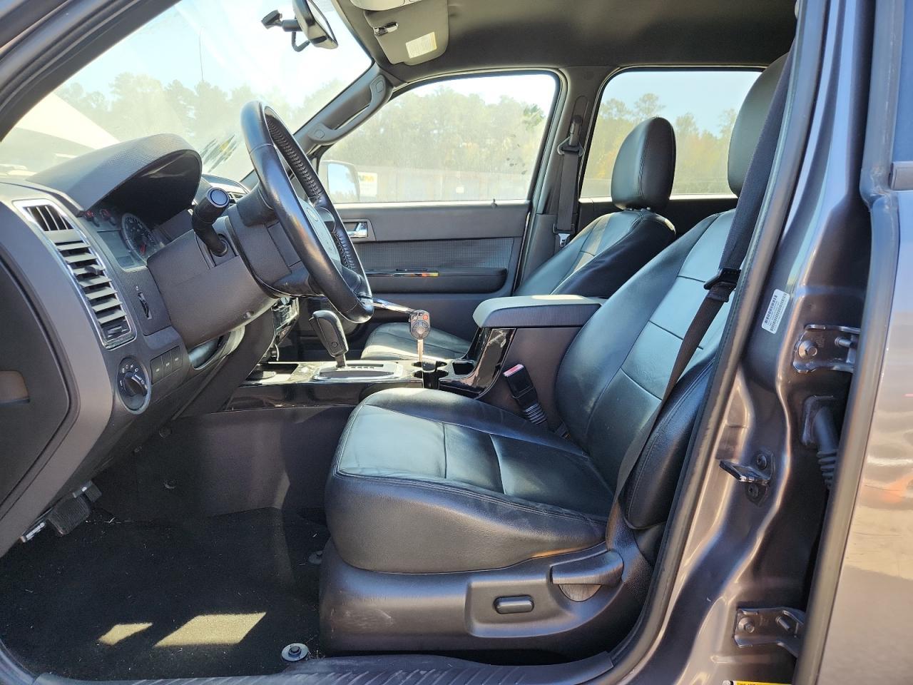 2011 Ford Escape Limited - Image 7