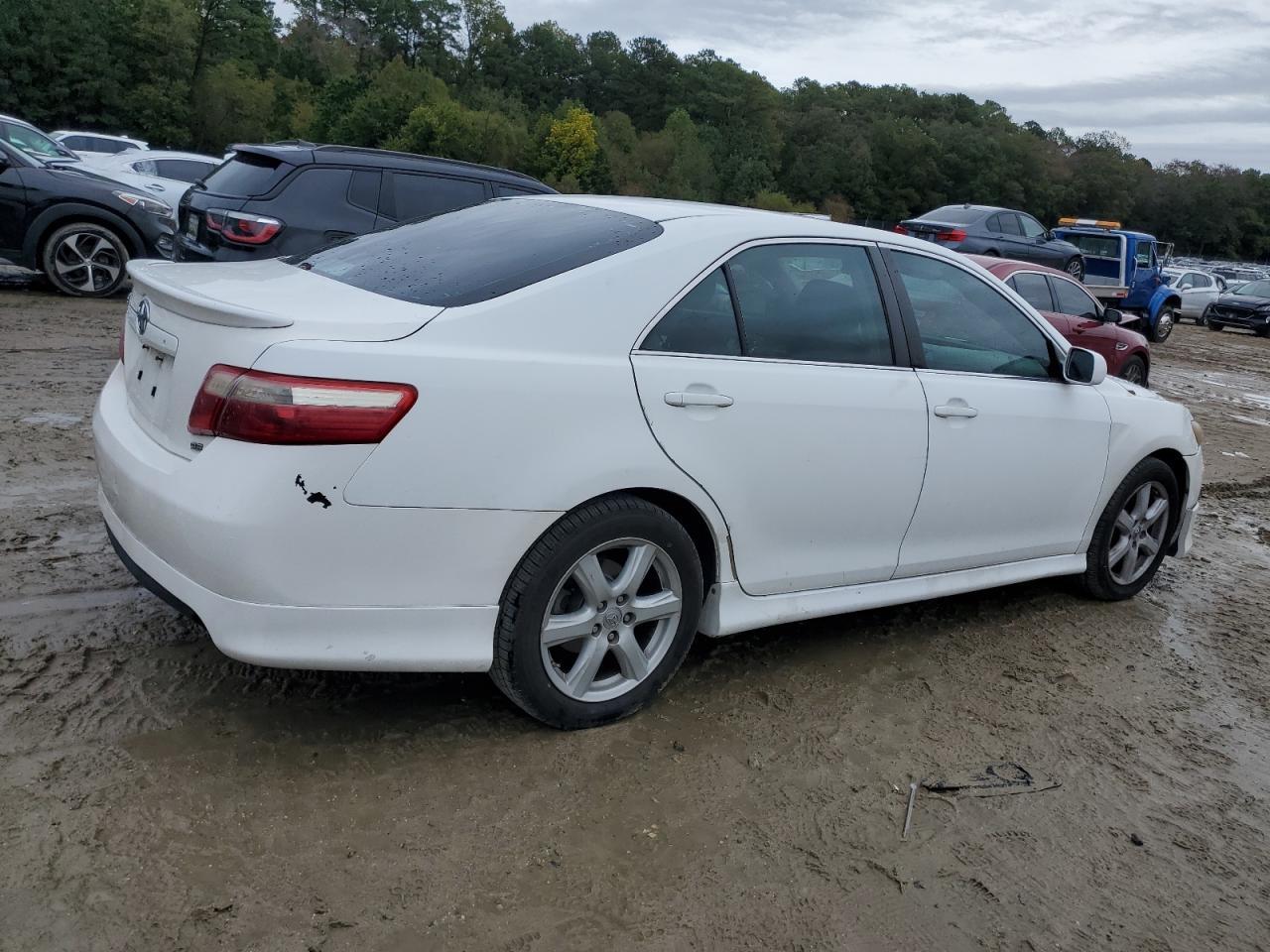 2008 Toyota Camry Le - Image 3