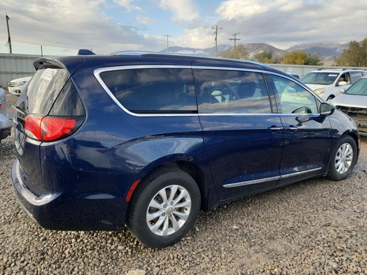 2019 Chrysler Pacifica Touring L - Фото 3