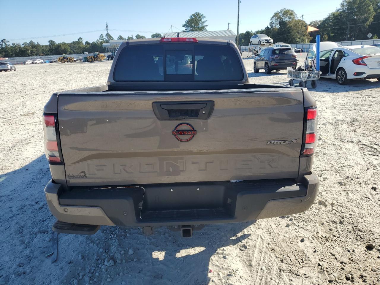 2022 Nissan Frontier S - Фото 6