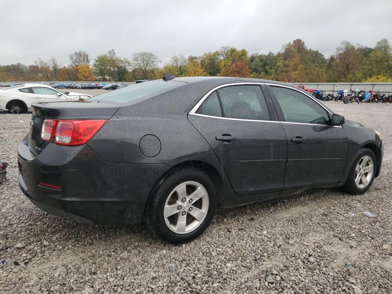 2014 Chevrolet Malibu Ls - Image 3
