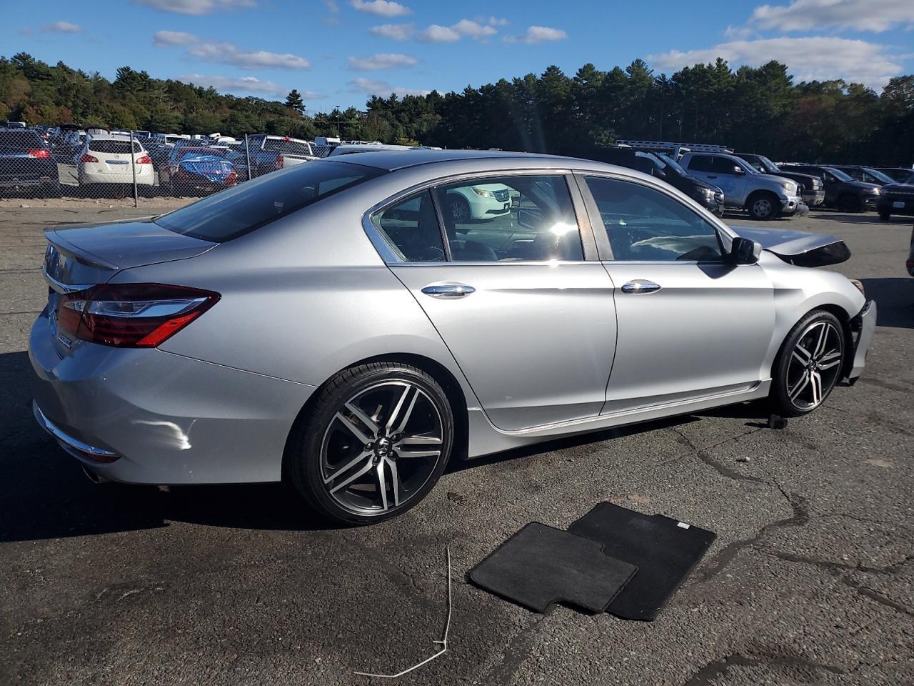 2017 Honda Accord Sport Special Edition - Image 3