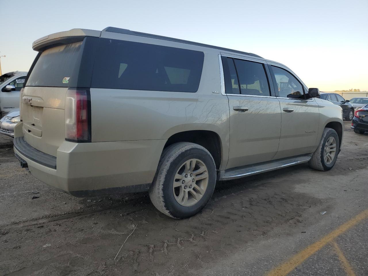 2015 GMC Yukon Xl K1500 Sle - Фото 3