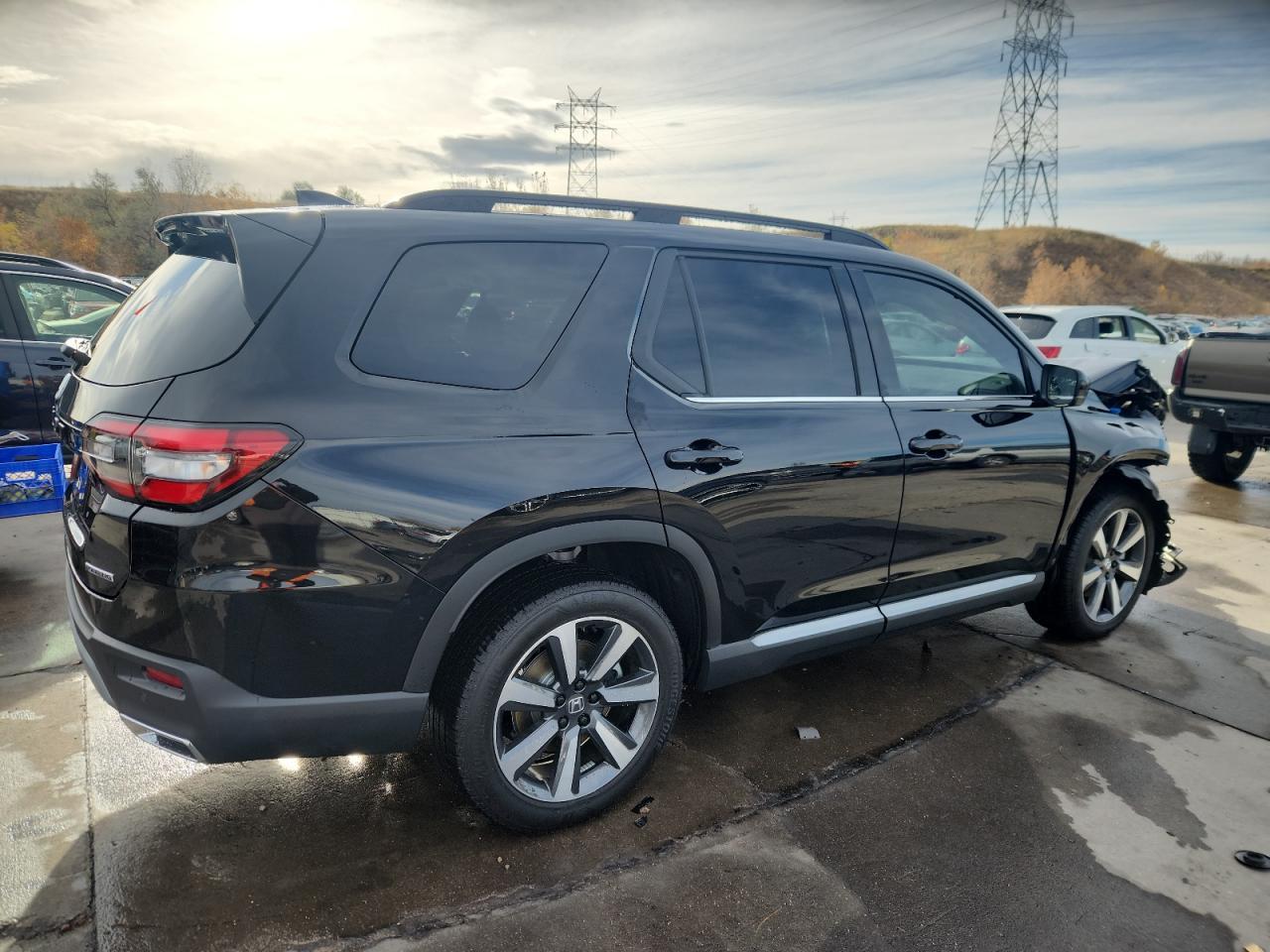 2025 Honda Pilot Touring - Фото 3