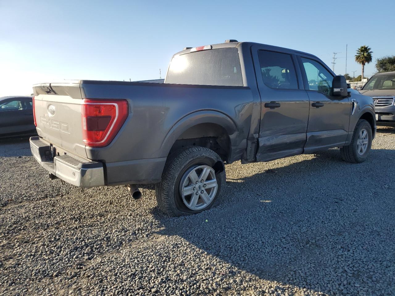 2023 Ford F150 Supercrew - Фото 3