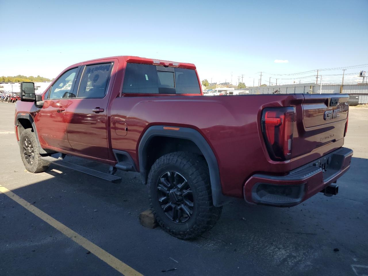 2023 GMC Sierra K2500 At4 - Фото 2