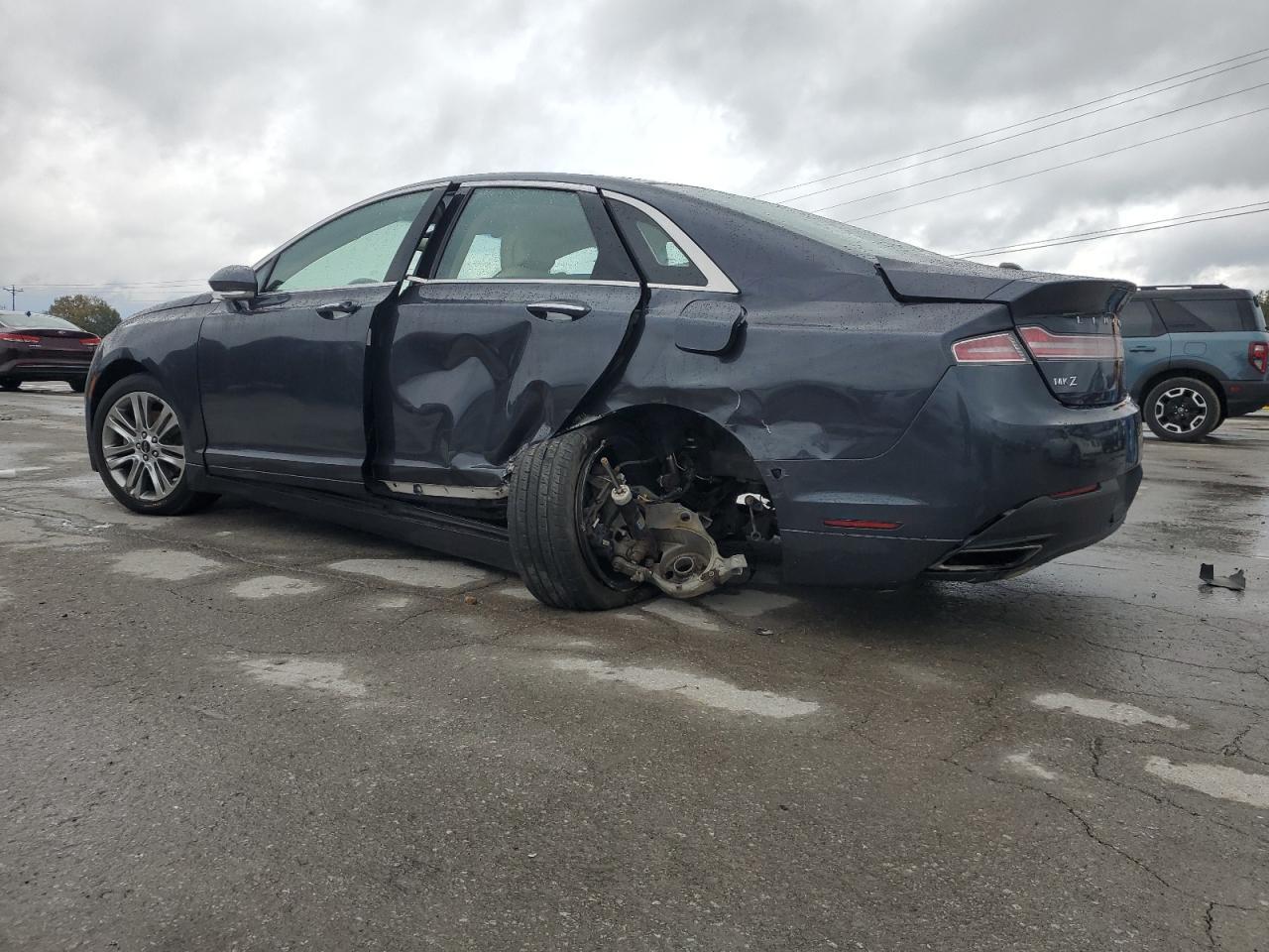 2013 Lincoln Mkz - Image 2