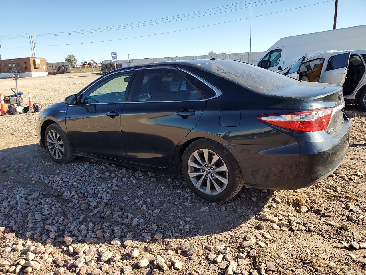 2015 Toyota Camry Hybrid - Фото 2