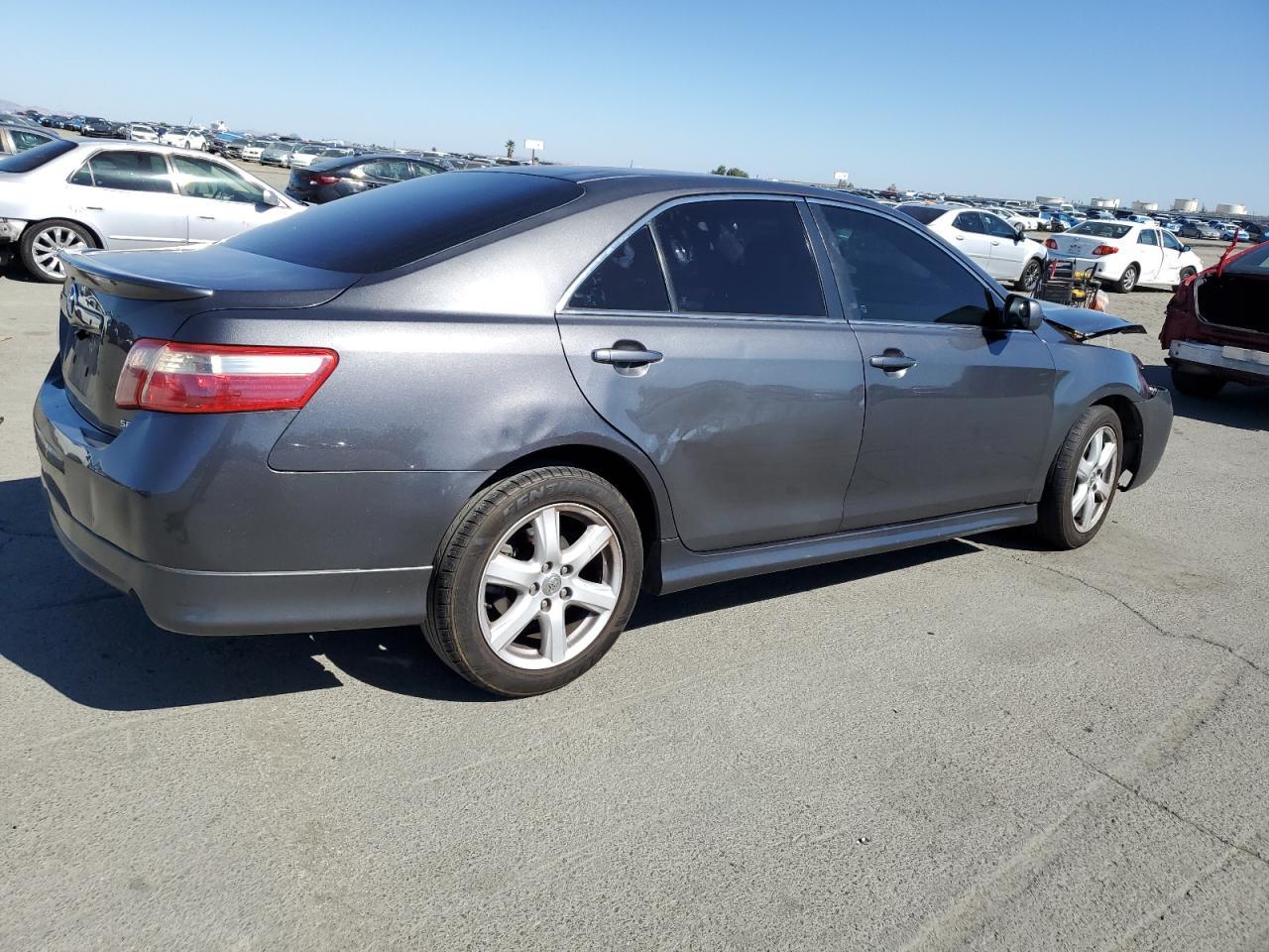 2009 Toyota Camry Base - Фото 3