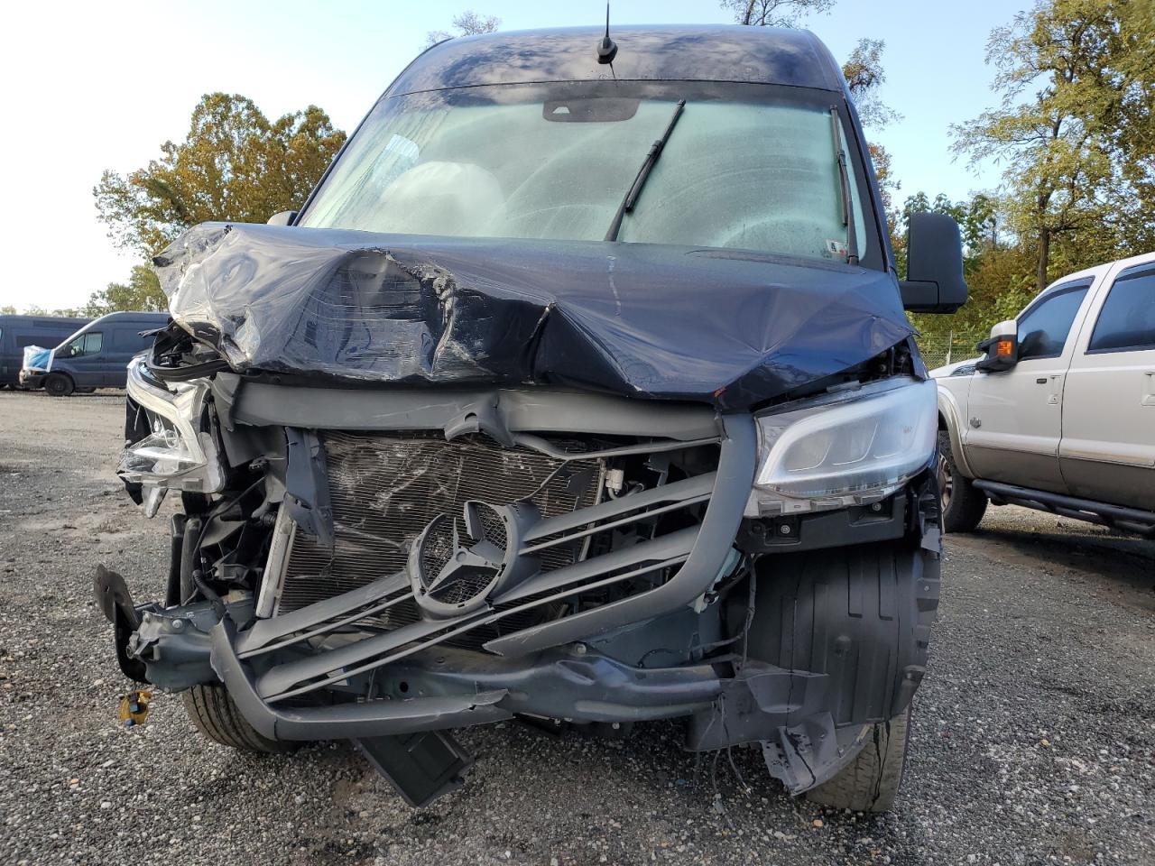 2024 Mercedes-Benz Sprinter 2500 - Image 5