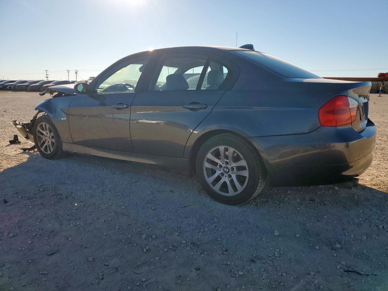2006 BMW 325 I - Фото 2