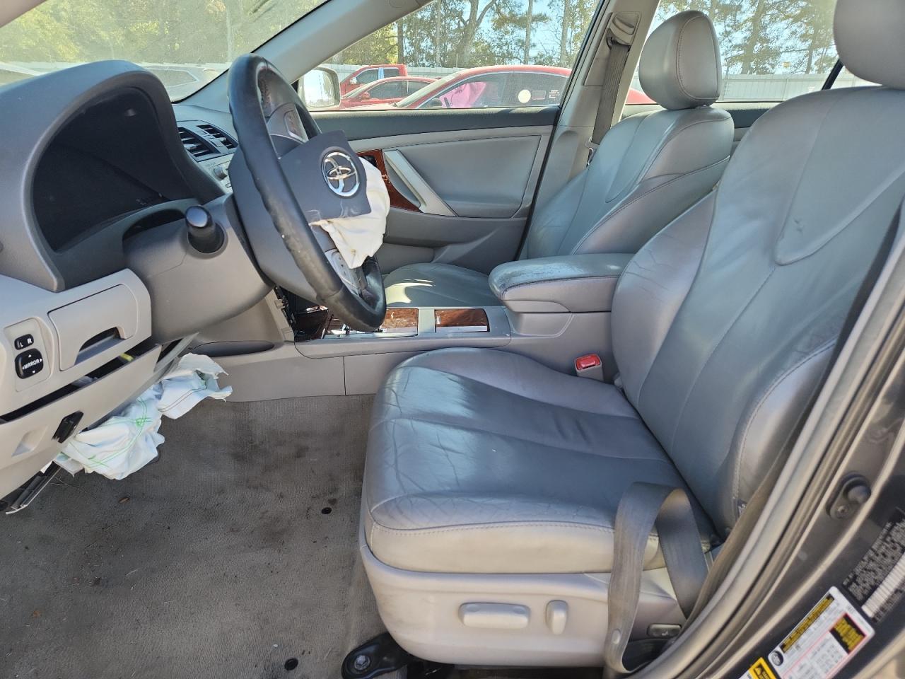 2011 Toyota Camry Se - Фото 7