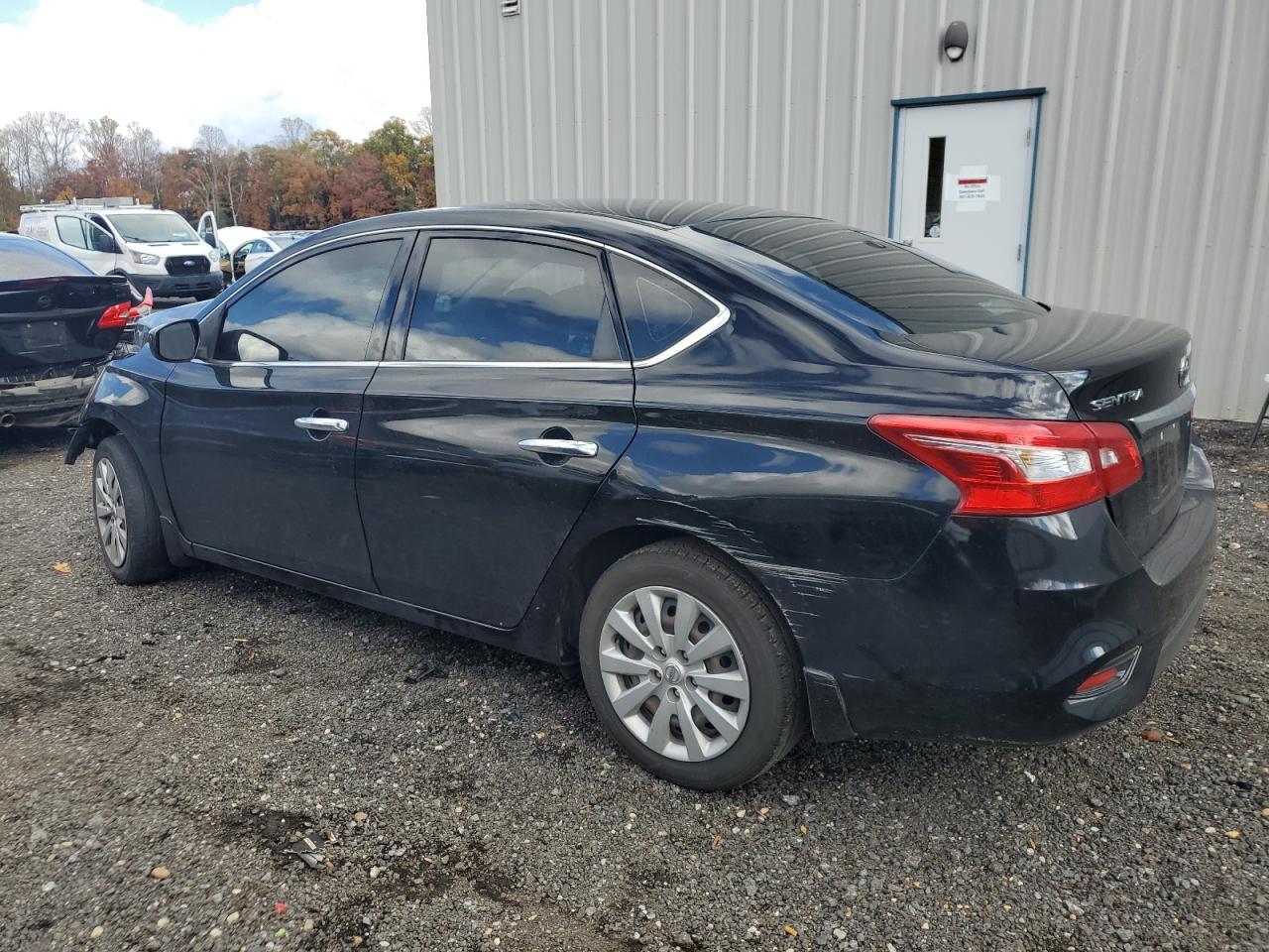 2019 Nissan Sentra S - Фото 2