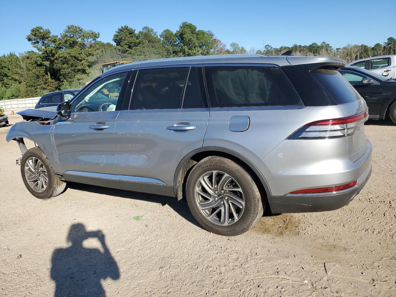 2023 Lincoln Aviator - Фото 2