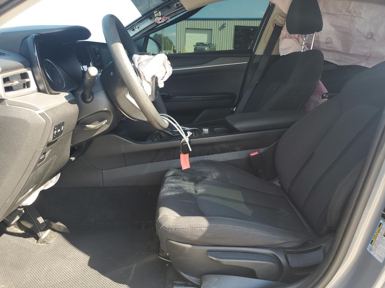 2023 Kia K5 Lxs - Image 7