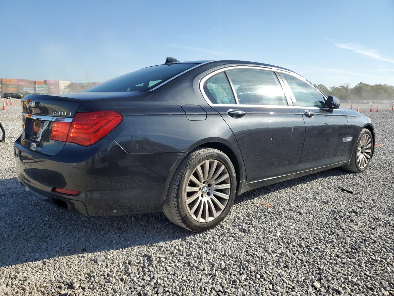 2009 BMW 750 Li - Фото 3