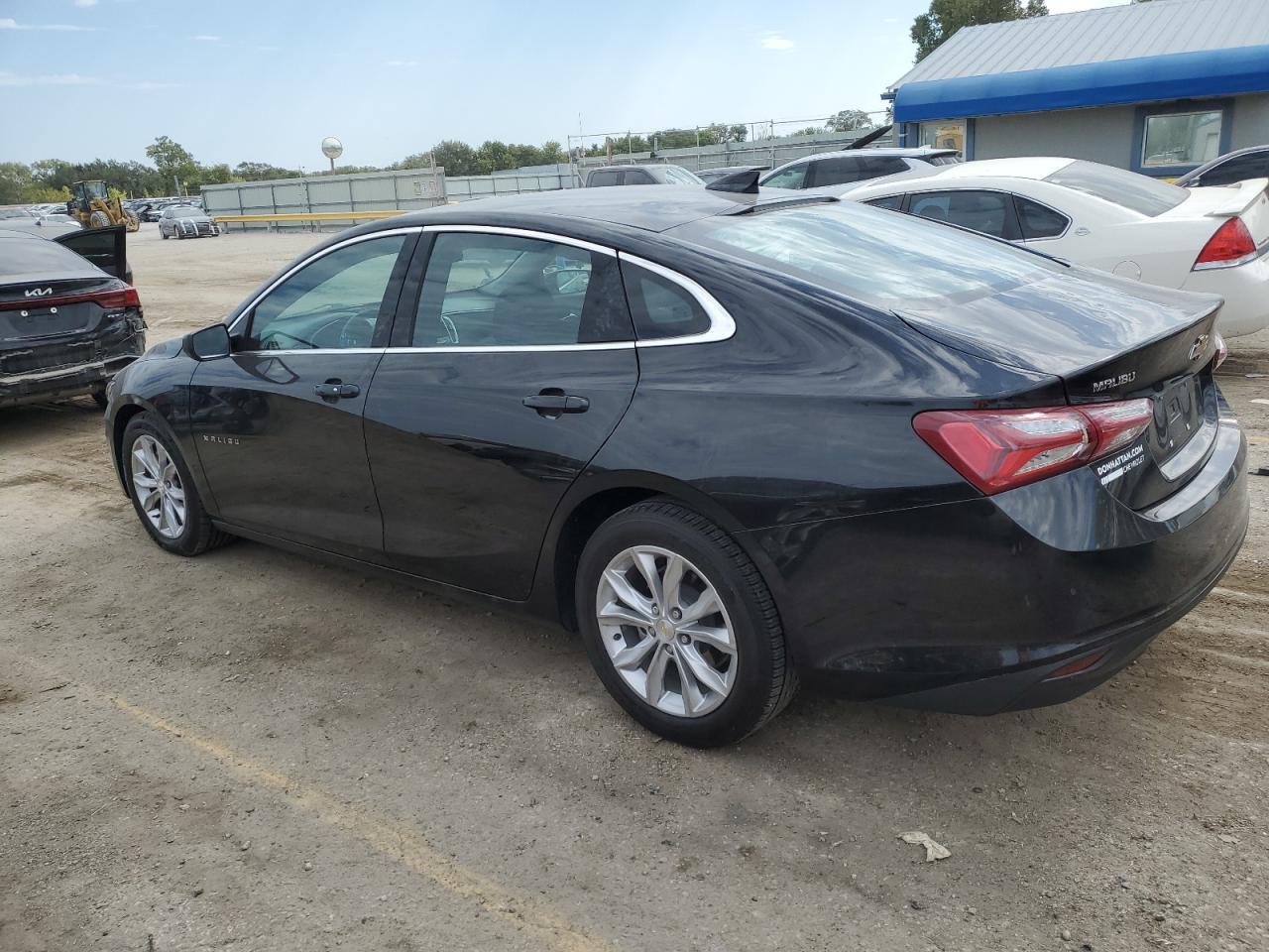 2022 Chevrolet Malibu Lt - Фото 2
