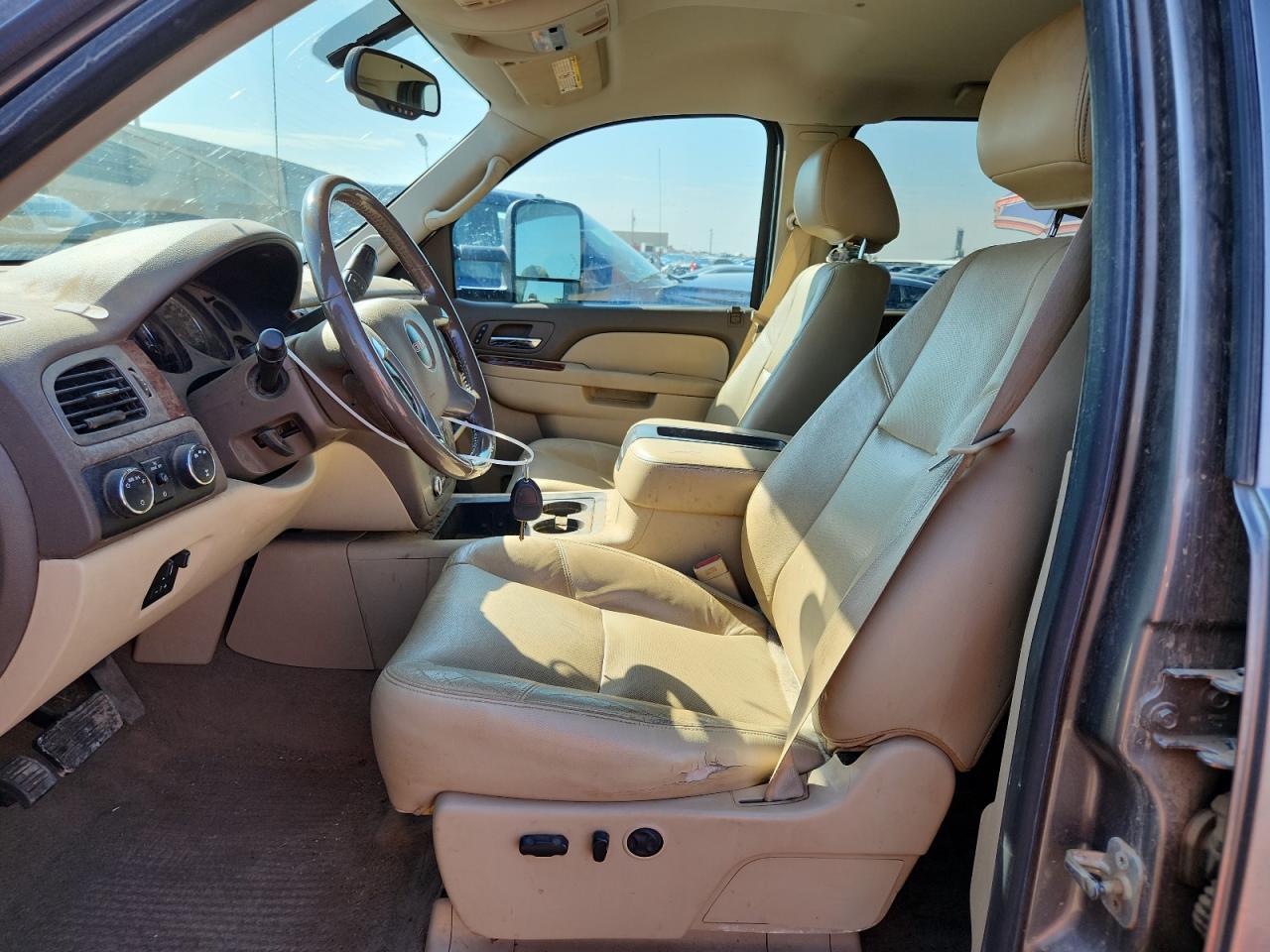 2012 GMC Sierra K2500 Slt - Image 7