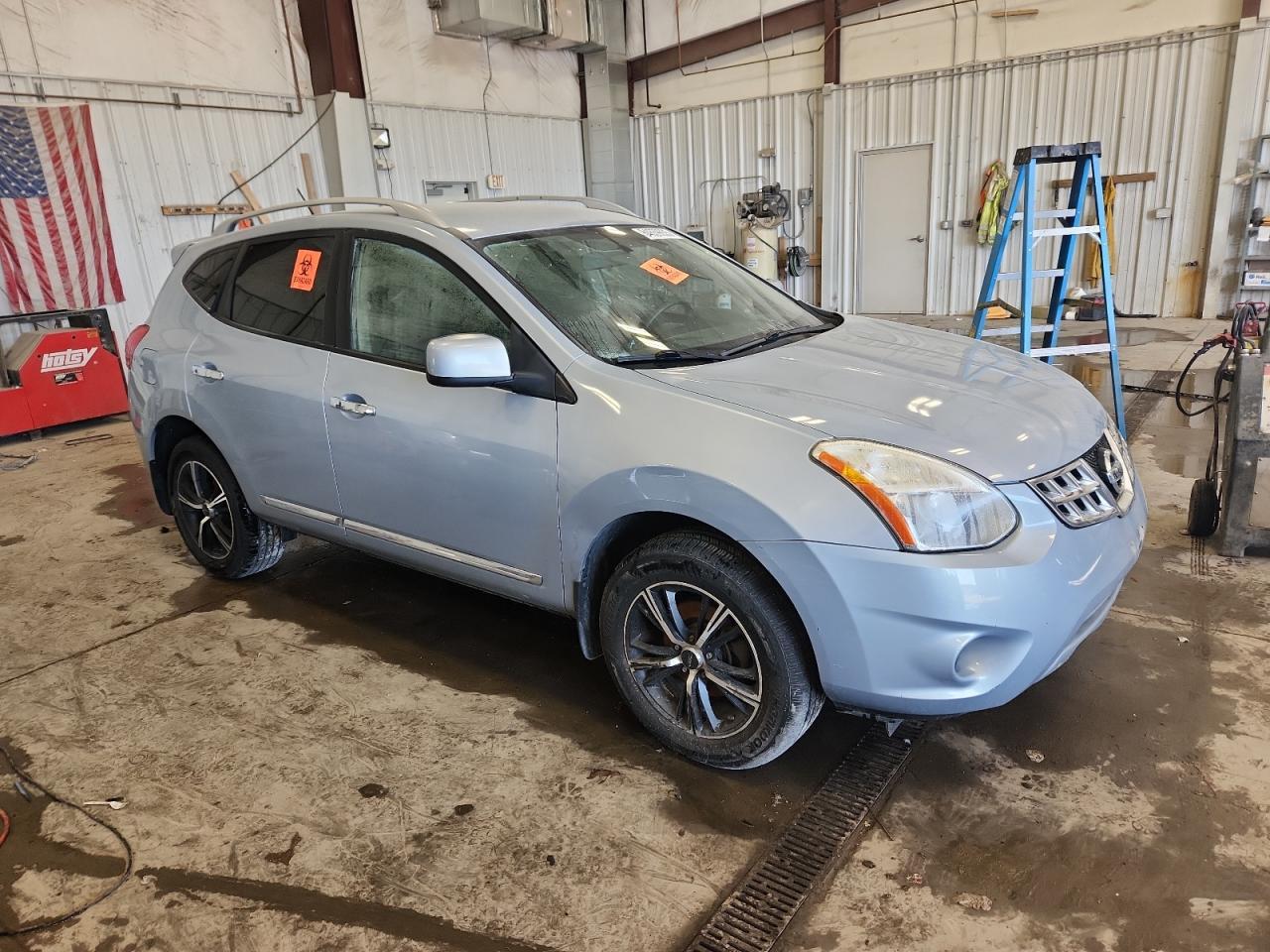 2011 Nissan Rogue S - Image 4
