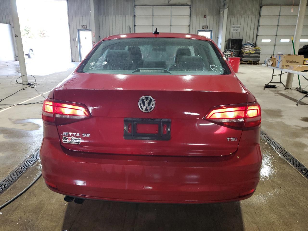 2017 Volkswagen Jetta Se - Фото 6