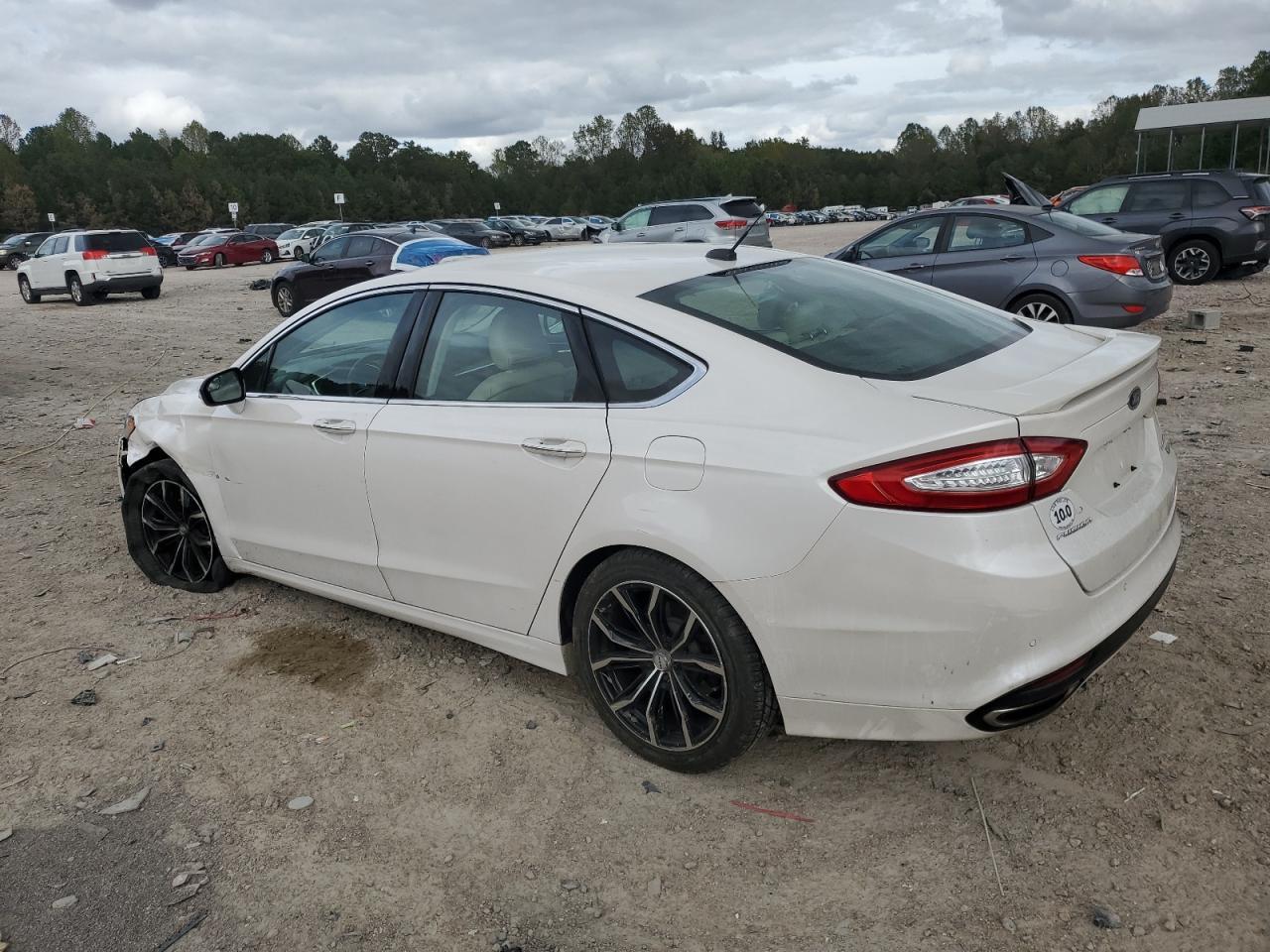 2016 Ford Fusion Titanium - Фото 2