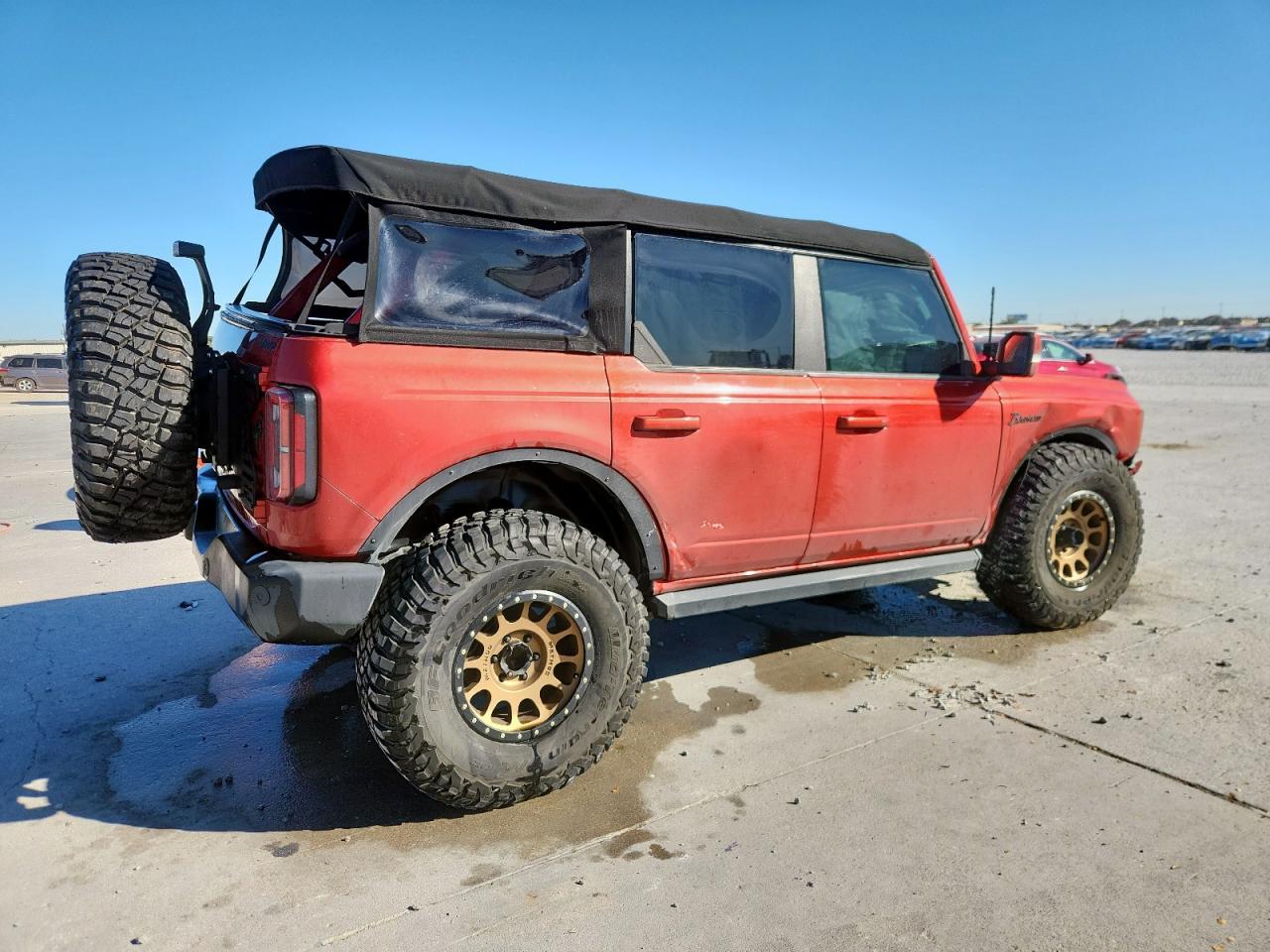 2022 Ford Bronco Base - Фото 3