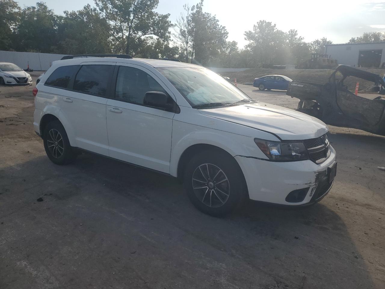 2018 Dodge Journey Sxt - Image 4