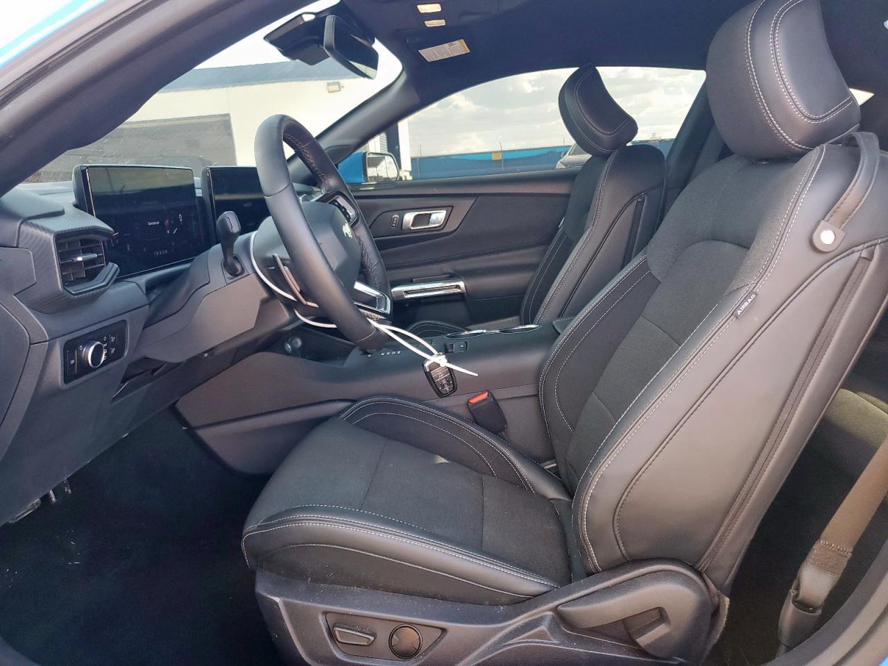 2025 Ford Mustang Gt - Image 7