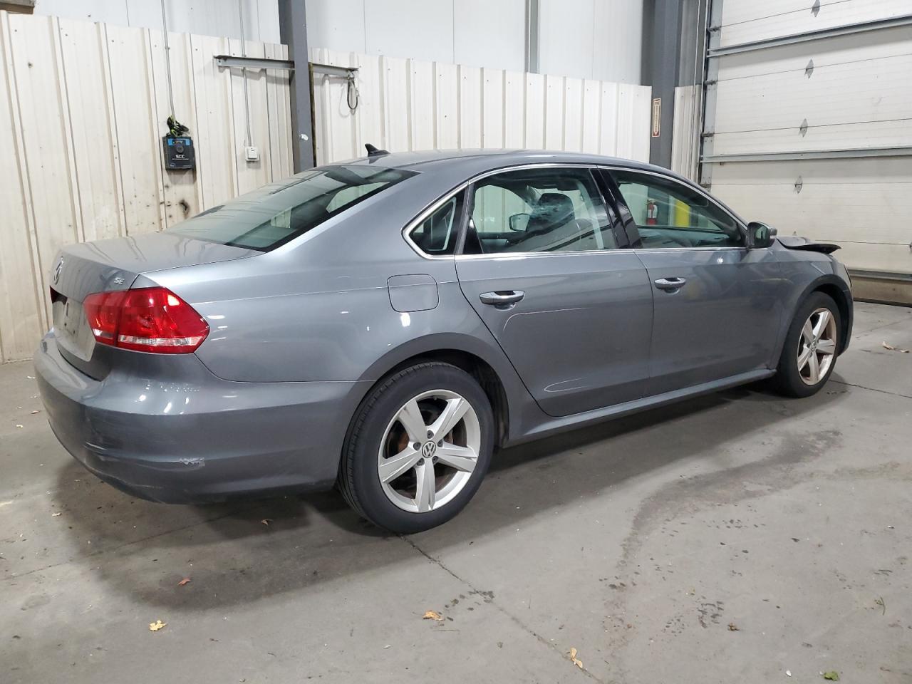 2013 Volkswagen Passat Se - Фото 3
