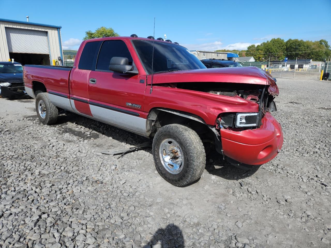 1998 Dodge Ram 2500 - Image 4