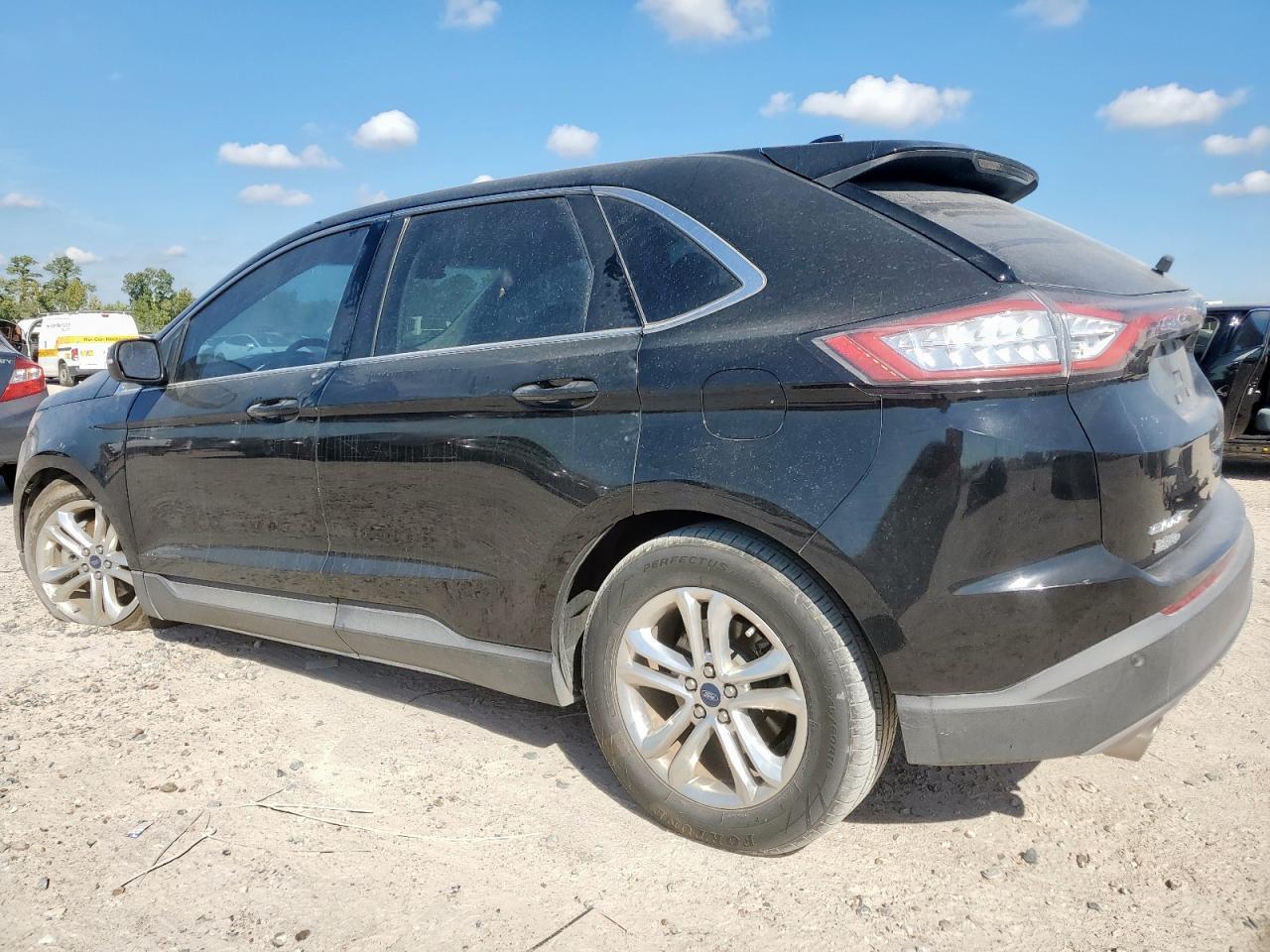 2018 Ford Edge Sel - Image 2
