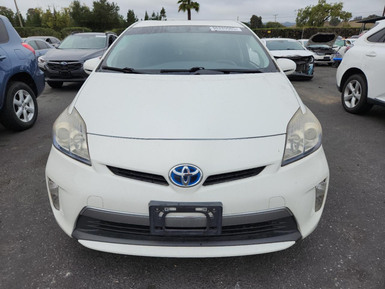 2014 Toyota Prius Plug-In - Image 5