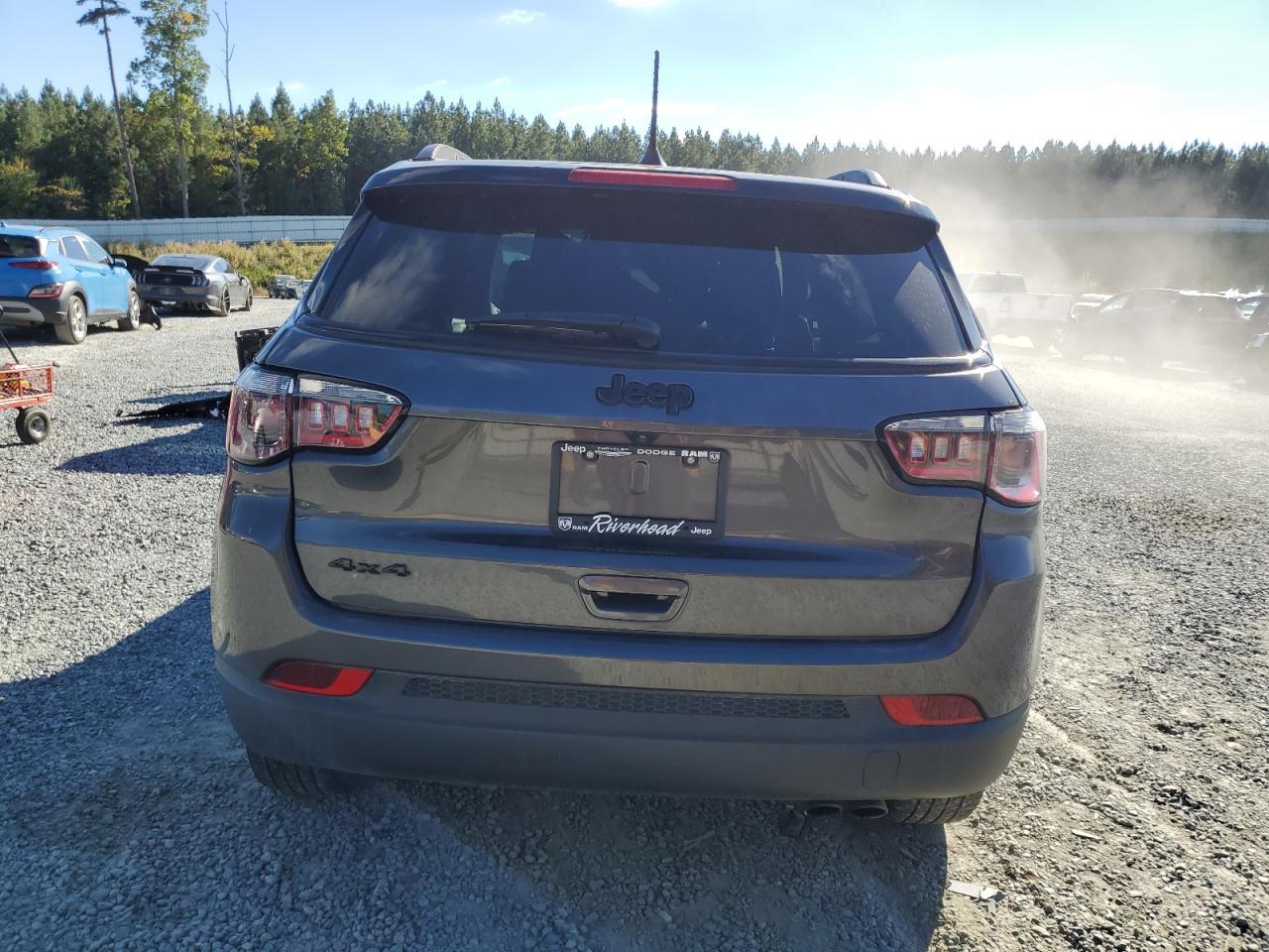2022 Jeep Compass Latitude - Image 6