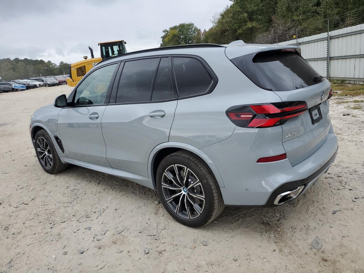 2024 BMW X5 xDrive50E - Фото 2
