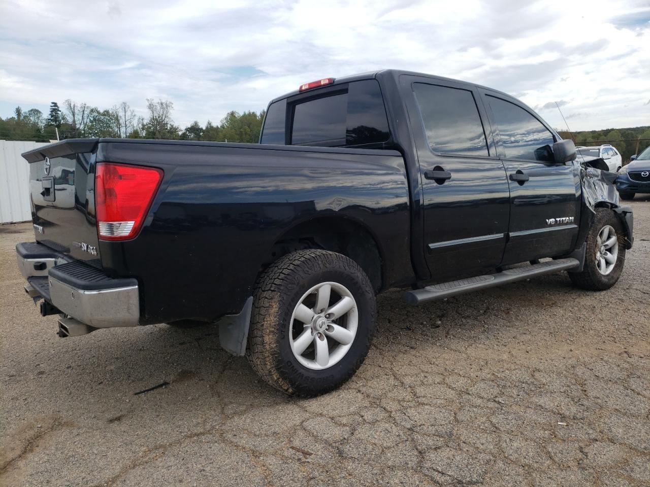 2013 Nissan Titan S - Image 3
