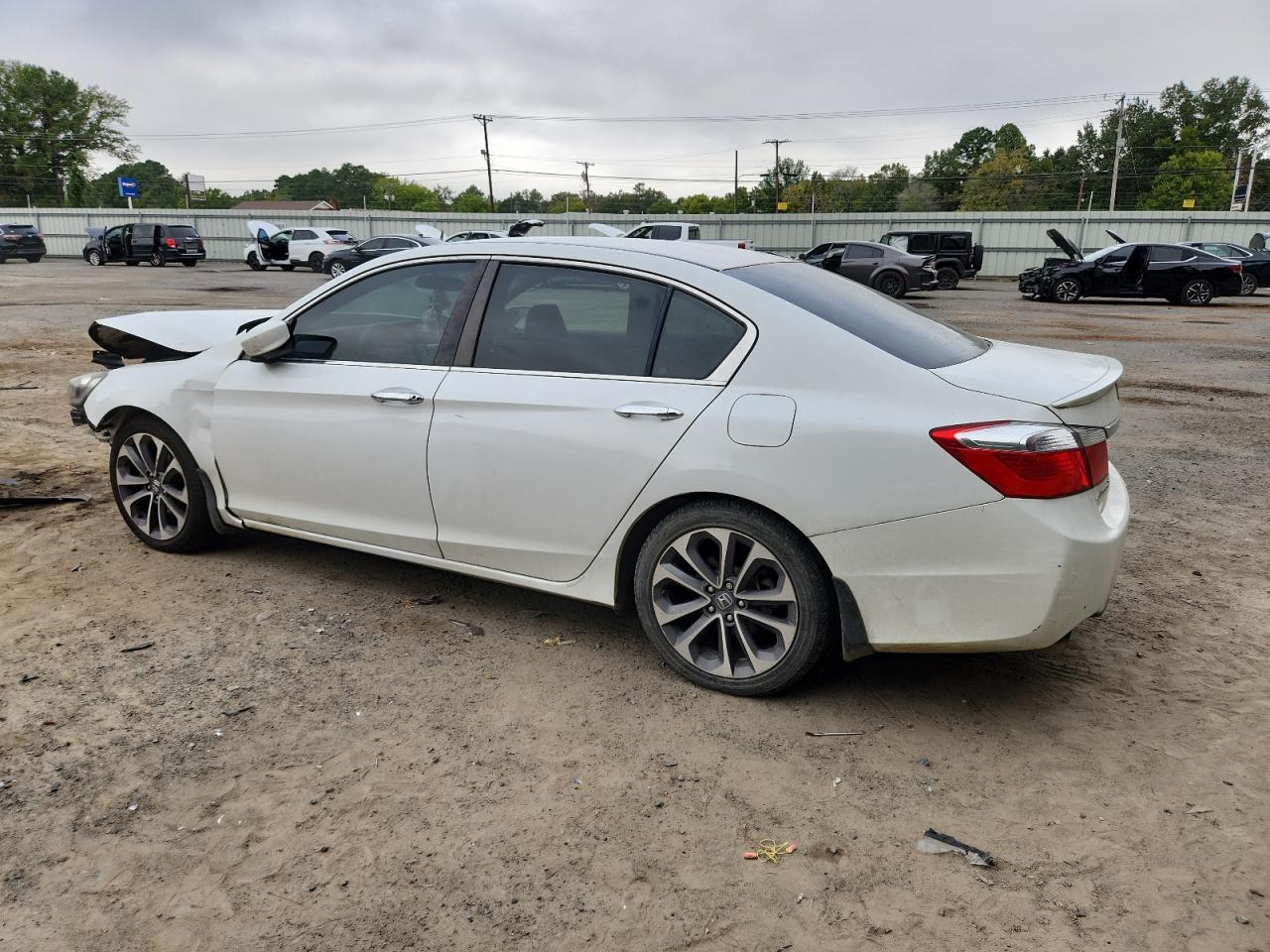 2015 Honda Accord Sport - Фото 2