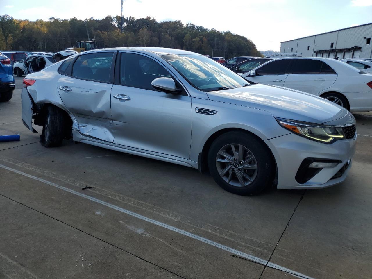 2019 Kia Optima Lx - Image 4