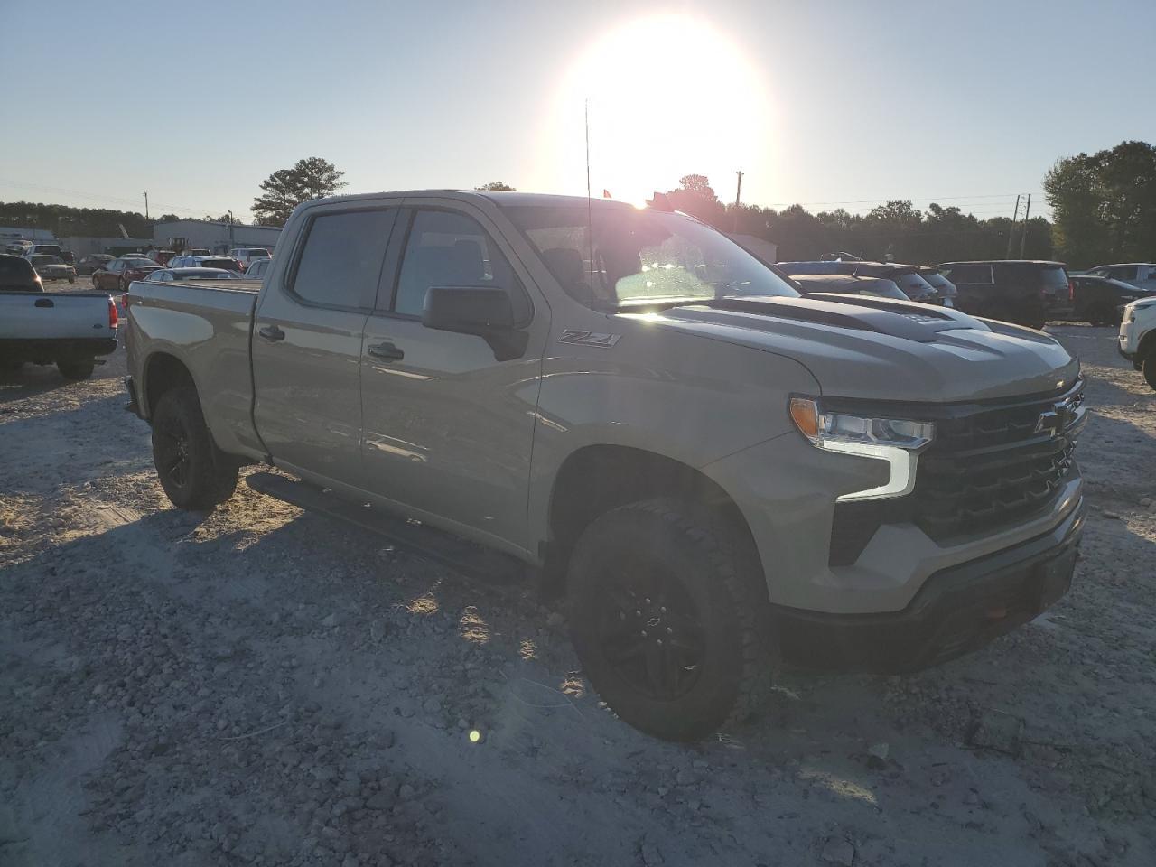 2022 Chevrolet Silverado K1500 Lt Trail Boss - Фото 4