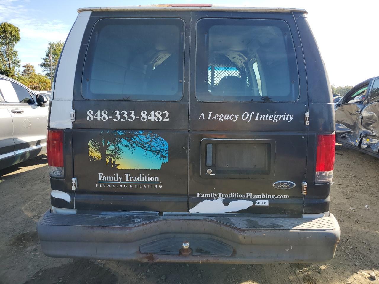2005 Ford Econoline E150 Van - Фото 6