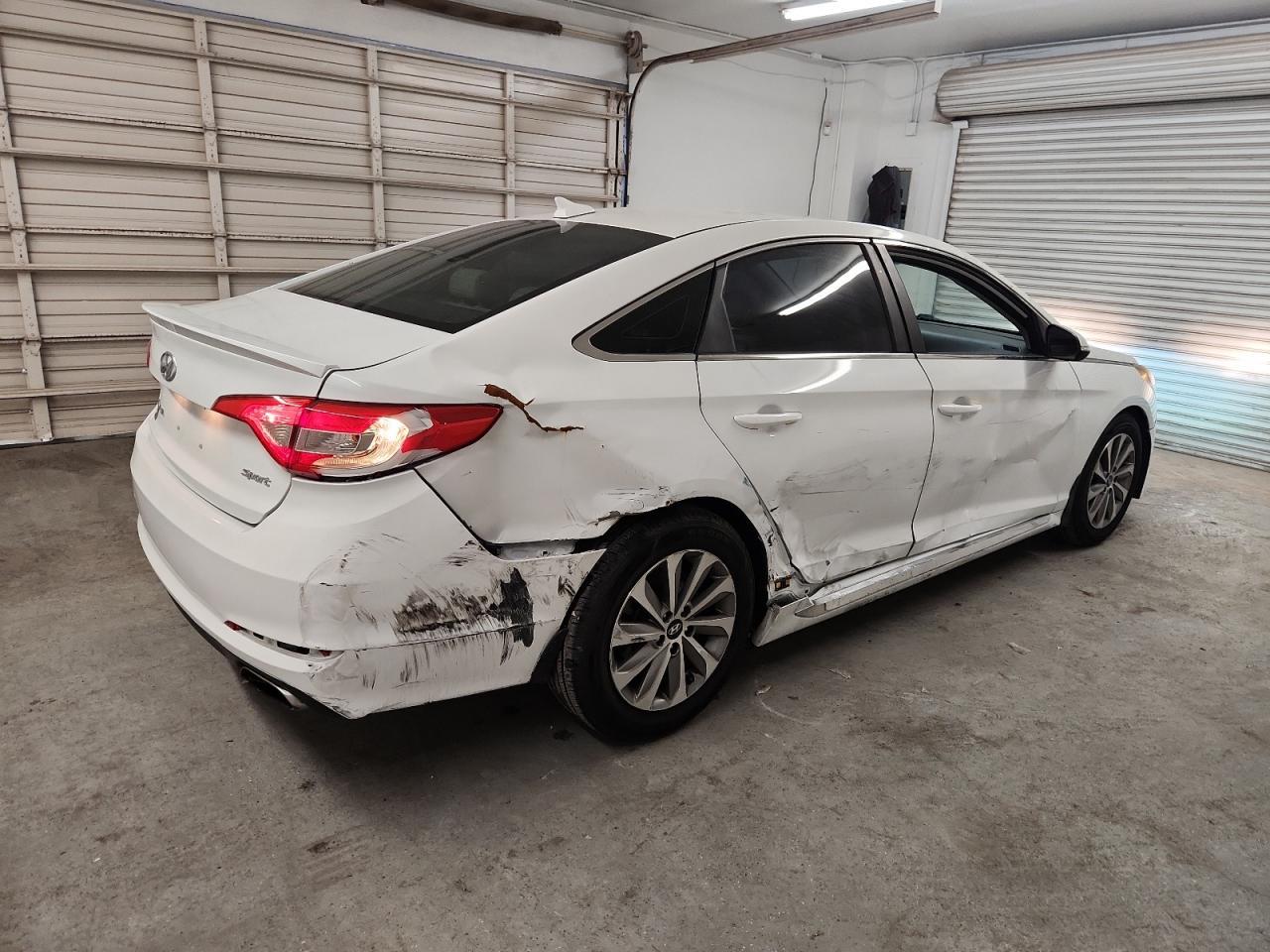 2016 Hyundai Sonata Sport - Фото 3