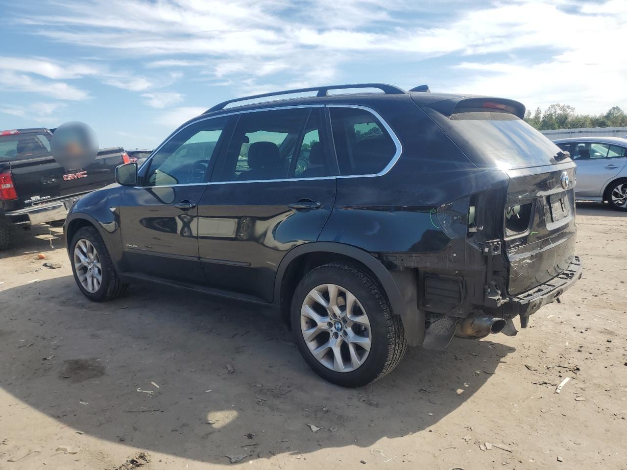 2013 BMW X5 xDrive35I - Фото 2