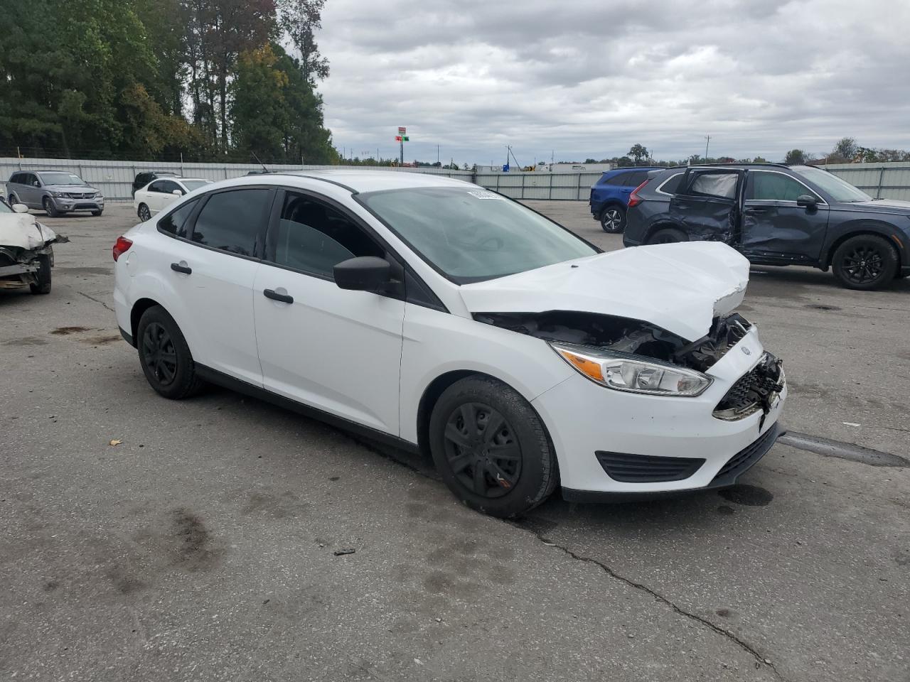 2018 Ford Focus S - Фото 4