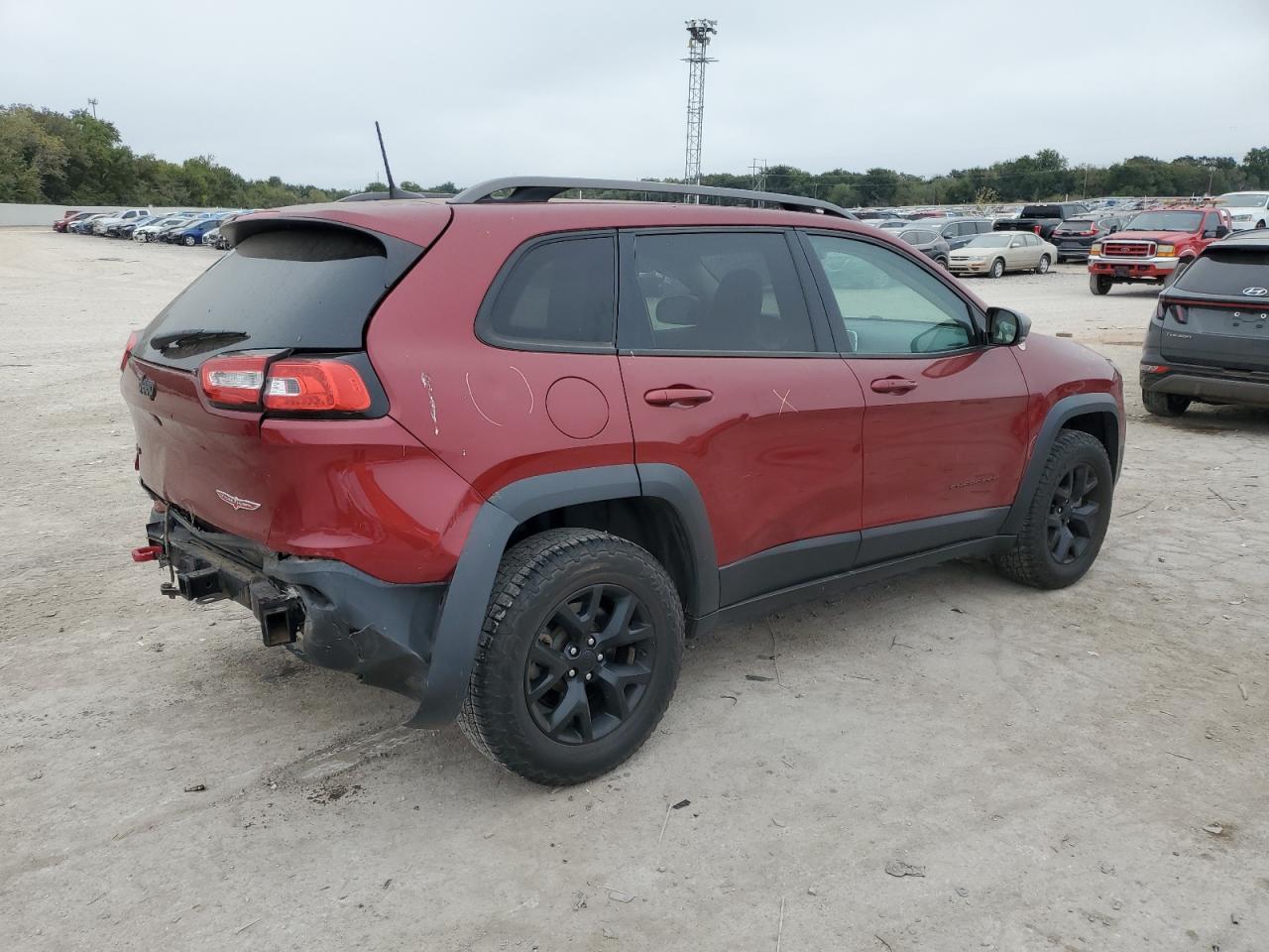 2016 Jeep Cherokee Trailhawk - Image 3