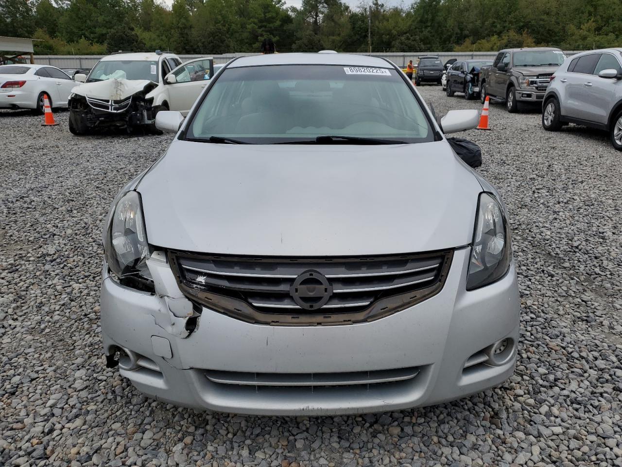 2010 Niss Altima Base - Image 5