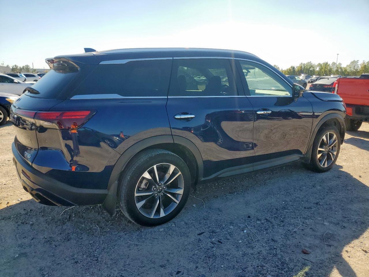 2024 Infiniti Qx60 Luxe - Фото 3