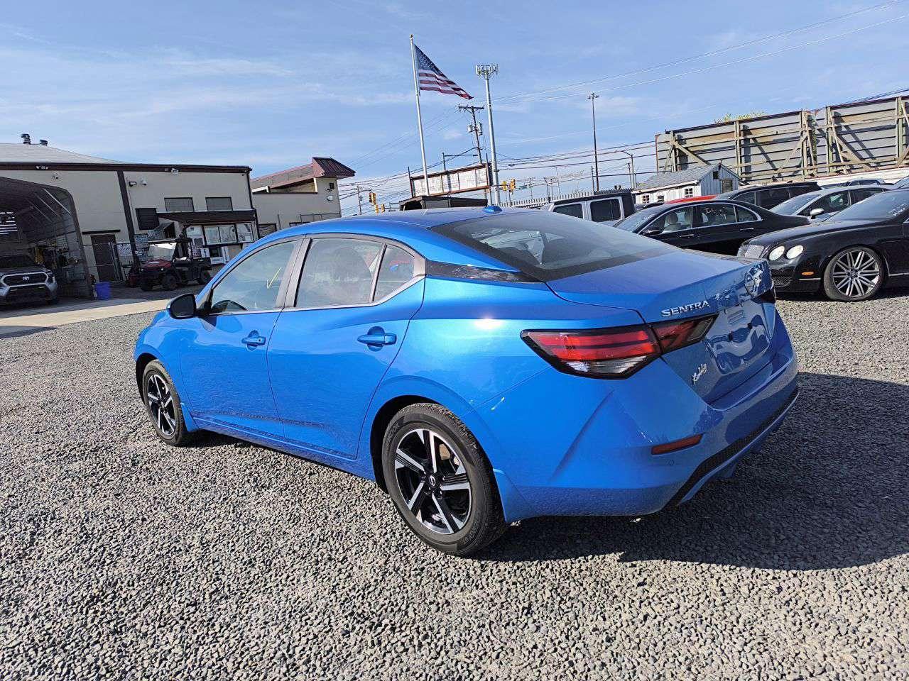 2024 Nissan Sentra Sv - Image 2