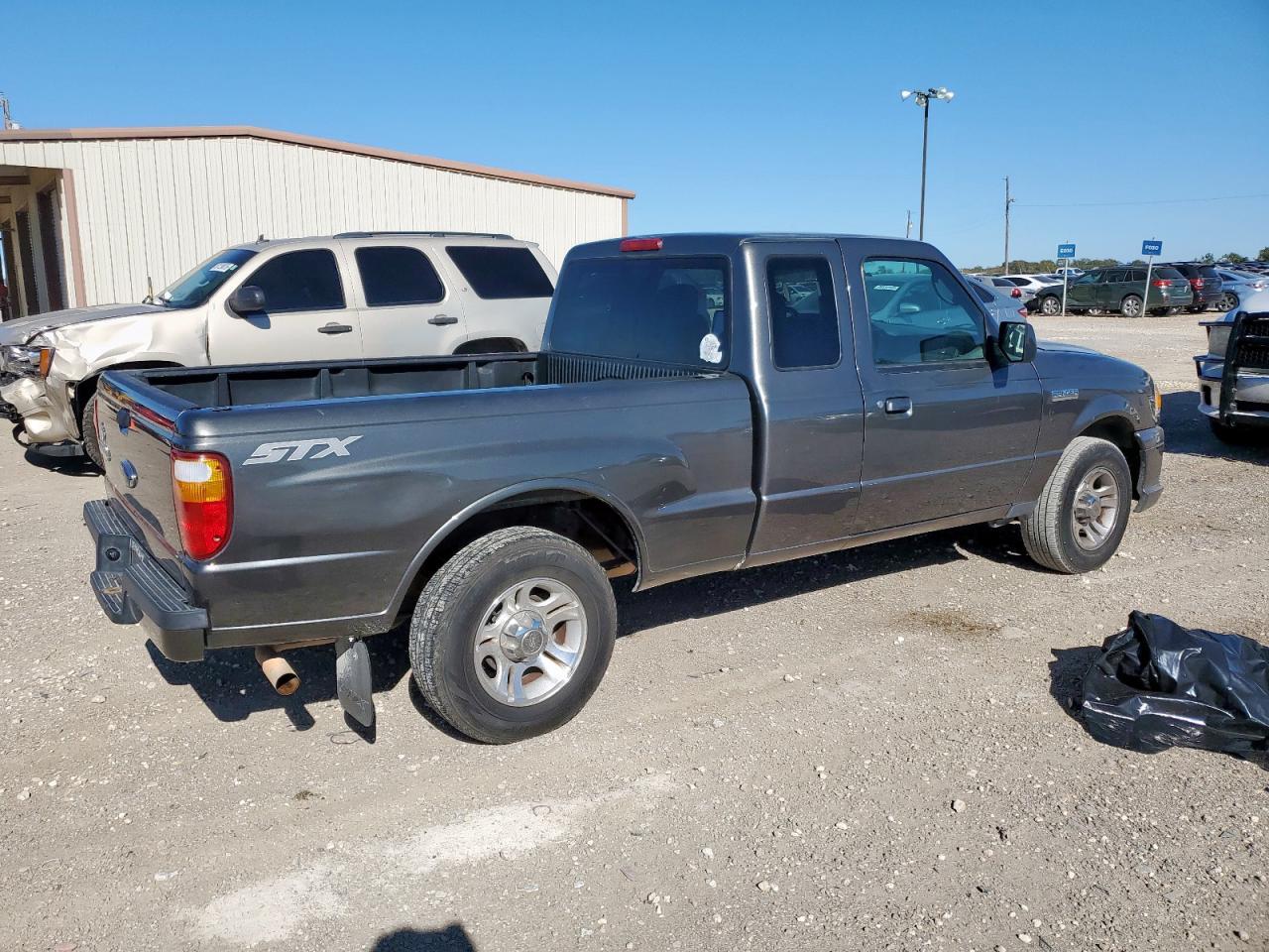 2006 Ford Ranger Super Cab - Image 3