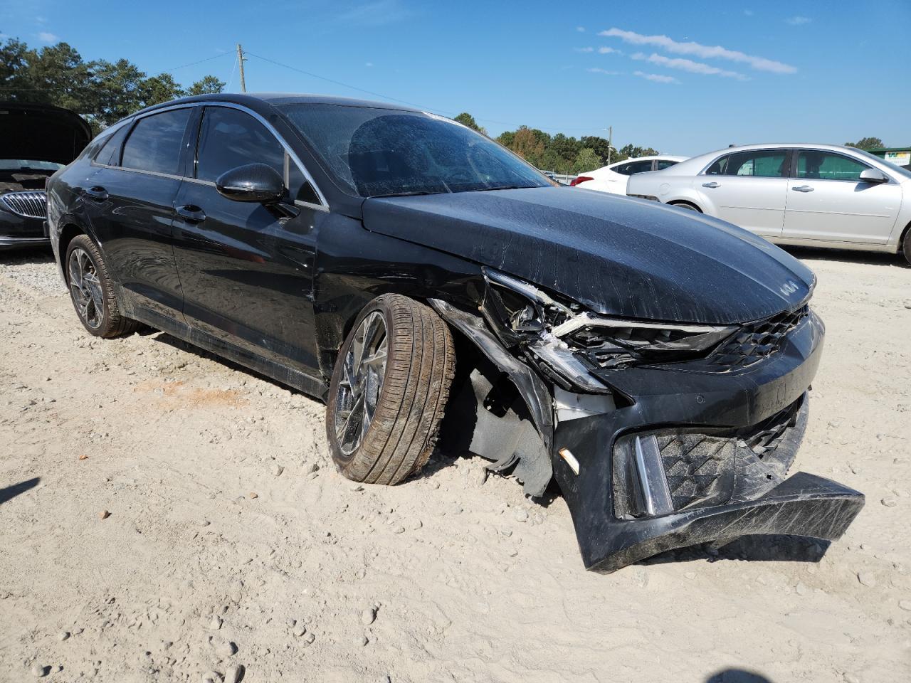 2025 Kia K5 Gt Line - Image 4