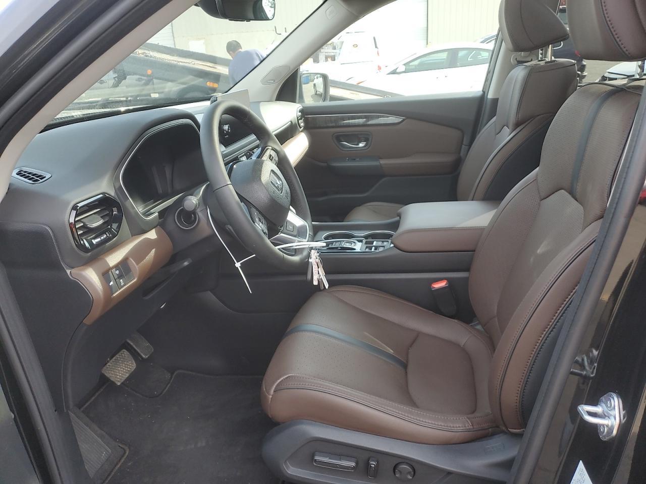 2023 Honda Pilot Elite - Image 7