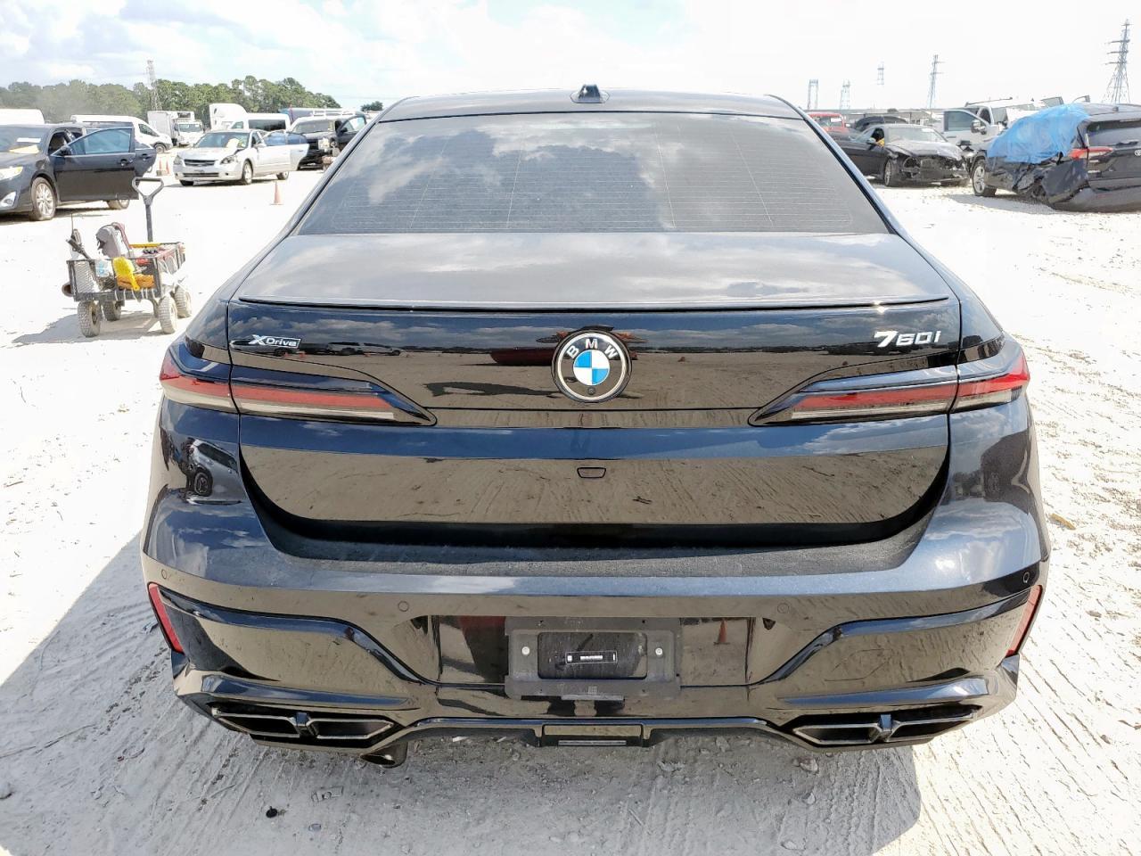 2024 BMW 760 Xi - Фото 6